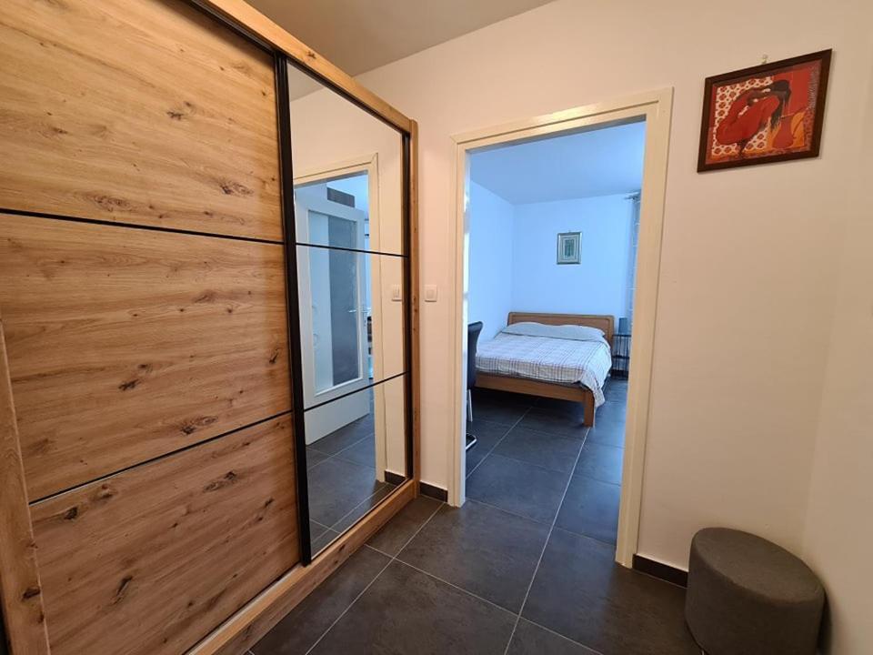 Valkane Beach Studio Apartment بولا المظهر الخارجي الصورة